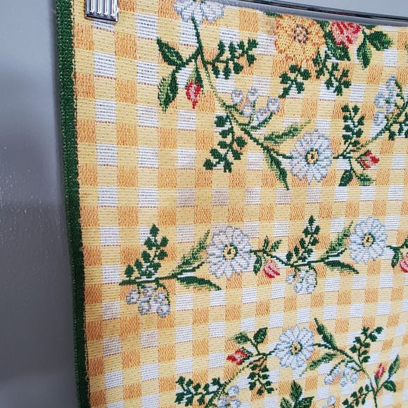 Tablerunner Yellow Floral Embroidered Green Lined Rectangular 72" X 13"  *READ* - Picture 7 of 8